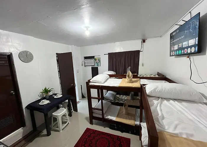 ホームステイ Budget In Transient With Wifi, Netflix, Ac & Free Parking Up To 8 Guests